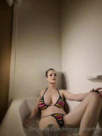 hennanuellerfree Nude Leaks Photo 29