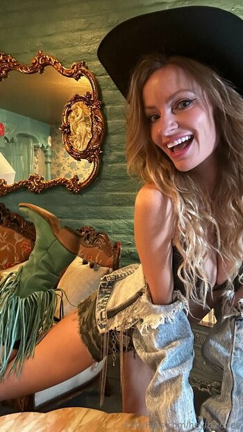 heyitscodee Nude Leaks OnlyFans Photo 35