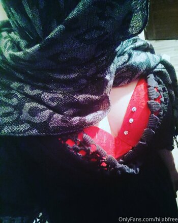 hijabfree Nude Leaks Photo 3