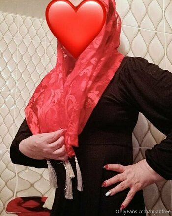 hijabfree Nude Leaks Photo 9
