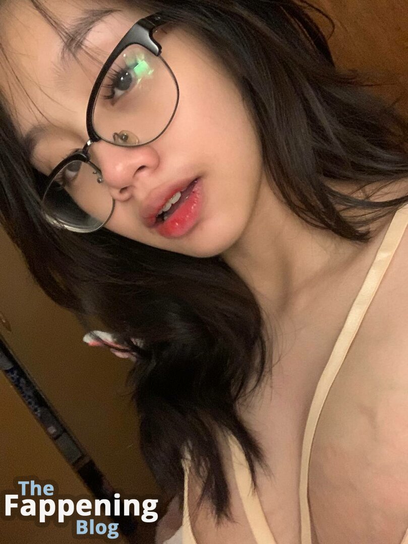 Hilixlie Ehli Cruz соблазнительные кадры - Эксклюзивные OnlyFans утечки Nudostar мгновенно