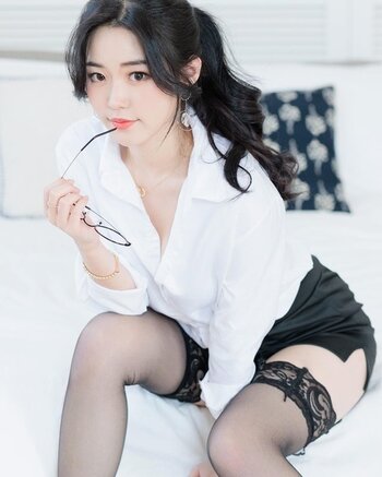 Hong Jieun / dgworlds2 / the_EnD_Mag Nude Leaks Photo 1