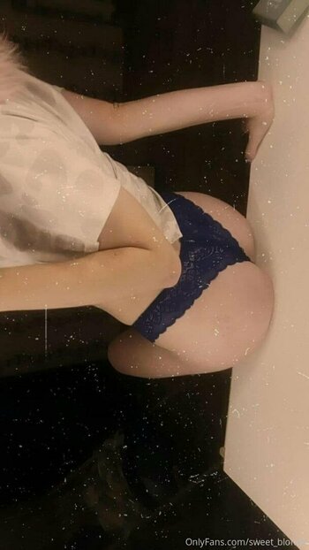 hot_blonda Nude Leaks Photo 38