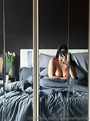 housewifediva Nude Leaks Photo 4