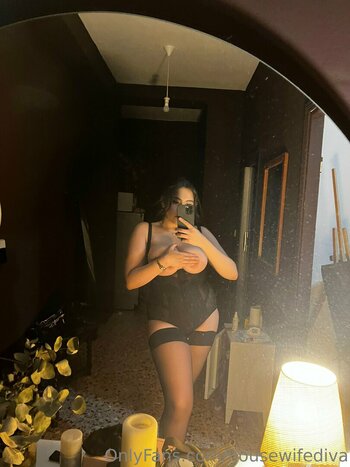 housewifediva Nude Leaks Photo 12