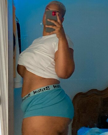 IAm_Thickums / honey_love06 Nude Leaks OnlyFans Photo 5