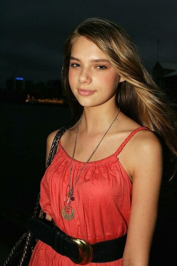 Indiana Evans / indianaevansn Nude Leaks Photo 8