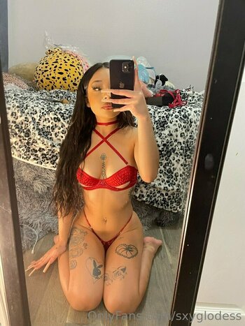 indigodess / indig0dess / indiglodess / indigodesss / sxggodess / sxyglodess Nude Leaks OnlyFans Photo 2