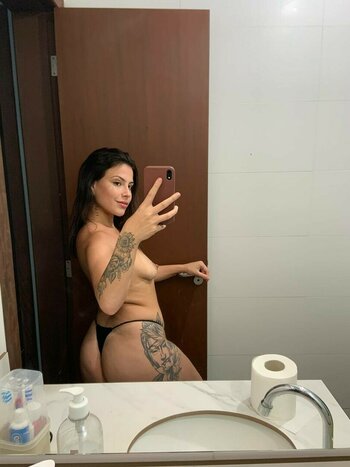 Ingrid Amaro / amaro.ingrid / https: Nude Leaks Photo 12