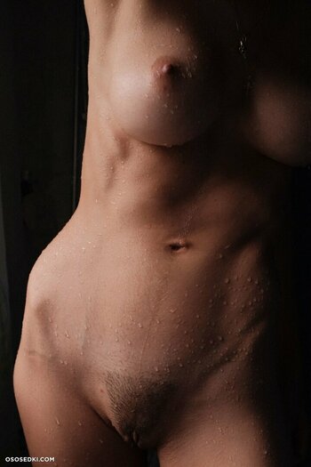 Irina Lozovaya Nude Leaks Photo 13