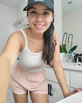 Isabella Lopez / https: / isabellalopez21 / issabellalopezg Nude Leaks OnlyFans Photo 4
