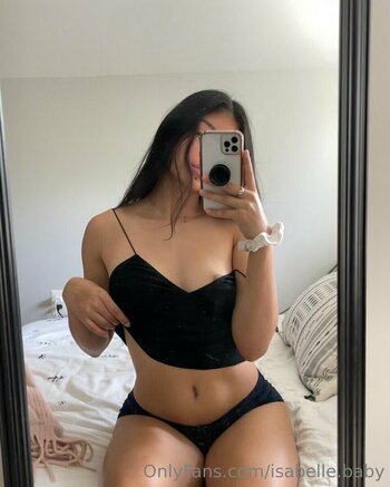 Isabelle.baby / isabel.baby / isabellebaby23 Nude Leaks OnlyFans Photo 5