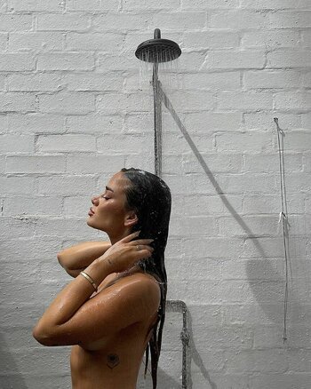 Isabelle Clarke / isabelle.clarke Nude Leaks Photo 22