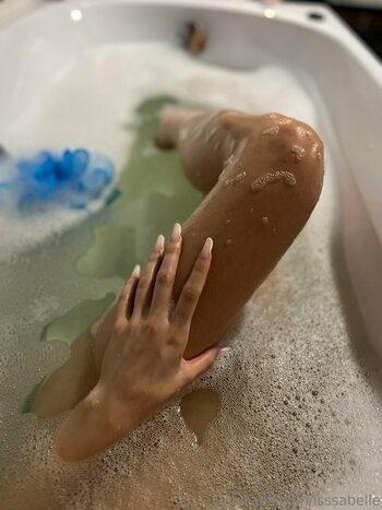 isssabelle Nude Leaks Photo 18