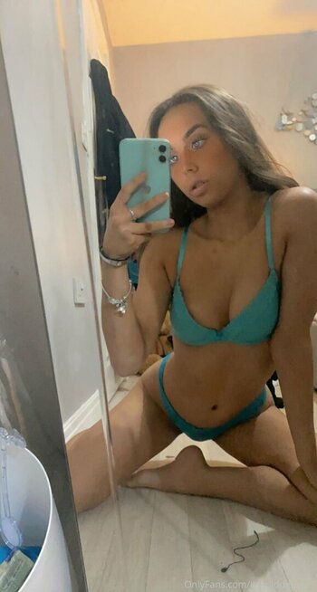 issysiddiquee1 / issysiddiquee Nude Leaks OnlyFans Photo 30