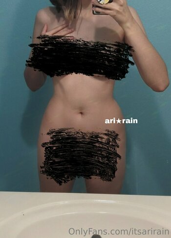 itsarirain Nude Leaks Photo 41
