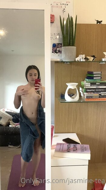Jasmine-Tea Nude Leaks OnlyFans Photo 31