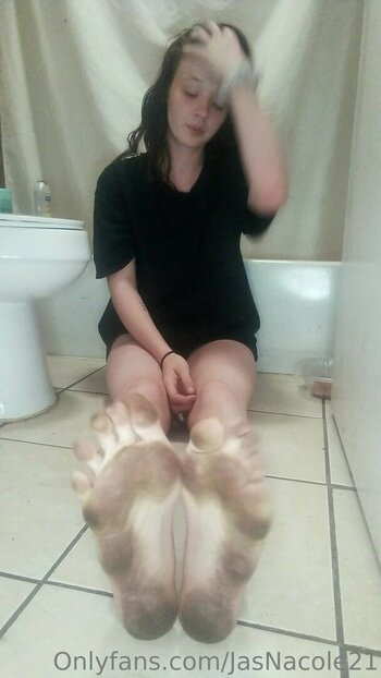 JasNacole21 / Queen Jas / feet.queen Nude Leaks Photo 16