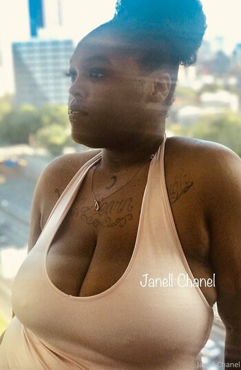 jchanel12 Nude Leaks Photo 31