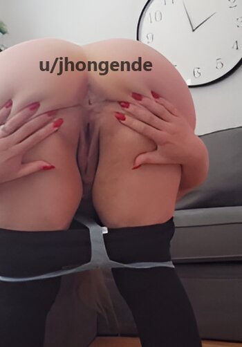 jhongende / Mari Nude Leaks Photo 4