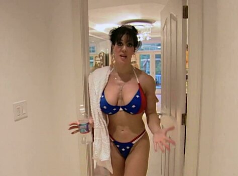 Joanie Laurer / WWE WWF Chyna Nude Leaks Photo 5