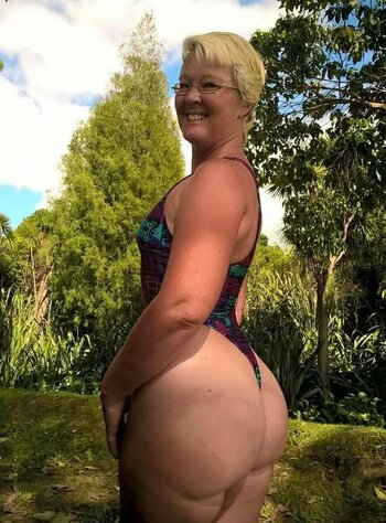Joy Donaldson Nude Leaks Photo 9