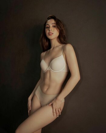 Julia Barretto / juliabarretto Nude Leaks Photo 4