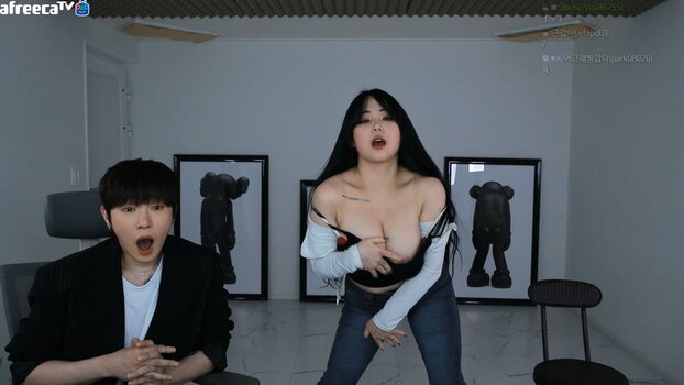 Jung Hye Bin / yourxhiii / 상쾌하이 Nude Leaks Photo 16