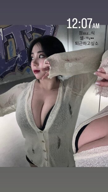 Jung Hye Bin / yourxhiii / 상쾌하이 Nude Leaks Photo 30