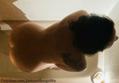 Justanothergirl89 / justanothergirl Nude Leaks OnlyFans Photo 29