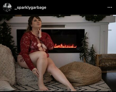 Kaileea Brooks / _sparklygarbage / naughtynissan Nude Leaks OnlyFans Photo 9