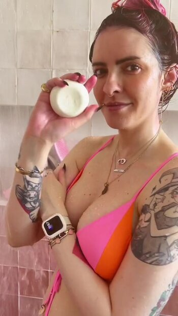 Karen Bachini / karenbachini Nude Leaks Photo 12