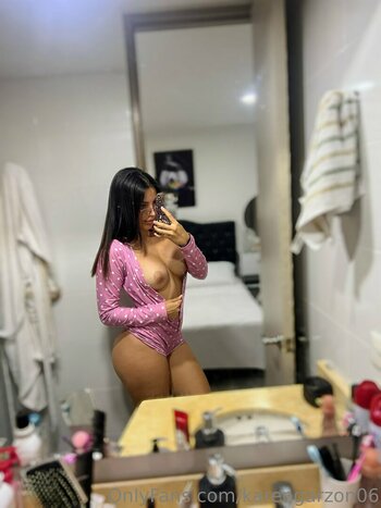 Karen Garzon / karengarzon06 / karengarzon___ Nude Leaks OnlyFans Photo 24