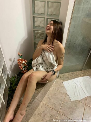 Karoliveira / karoliveira._ Nude Leaks Photo 10