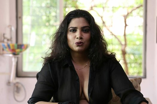 Kavita Radheshyam / actresskavita Nude Leaks Photo 15