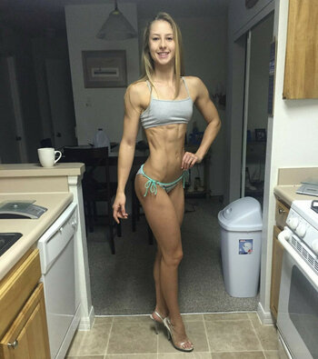 Kelly Young / Islandkey_ Nude Leaks Photo 24