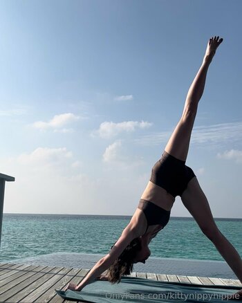 kittynippyhippie / littlenippyhippie Nude Leaks OnlyFans Photo 16