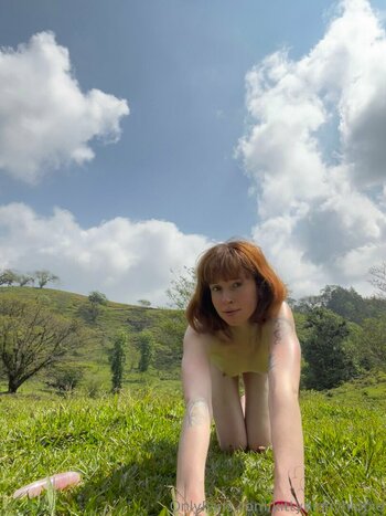 kittynippyhippie / littlenippyhippie Nude Leaks OnlyFans Photo 33