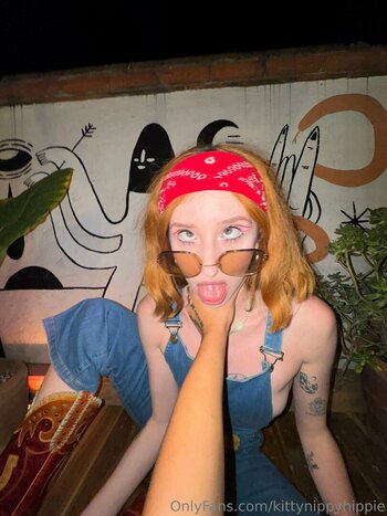 kittynippyhippie / littlenippyhippie Nude Leaks OnlyFans Photo 58