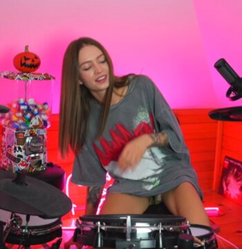 Kriss Drummer / Kristina Rybalchenko / kriss_drummer Nude Leaks Photo 2