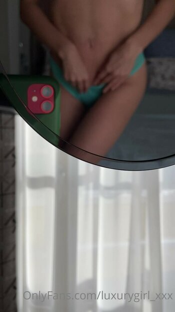 Kristina Sweet / Luxury Girl Nude Leaks Photo 10