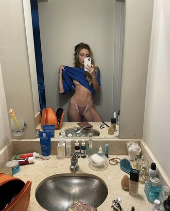 KSensational / KLeasure / https: / itsksensational Nude Leaks Photo 8