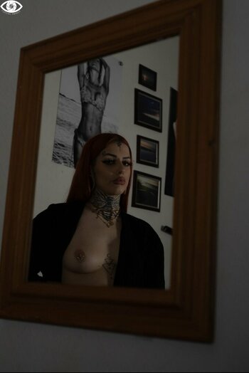 Laetitiaversace / Laetitia Versace / laetitiav_off Nude Leaks OnlyFans Photo 18