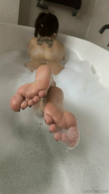 lananoccioli Nude Leaks Photo 26