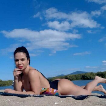 Lara Brunnquell / Sandy Capetinha / larabrunnquell Nude Leaks Photo 22