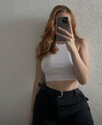 Lara_mde Nude Leaks Photo 27