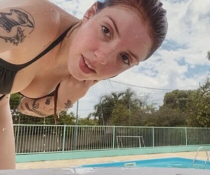 Larissa Basgal Nude Leaks Photo 20