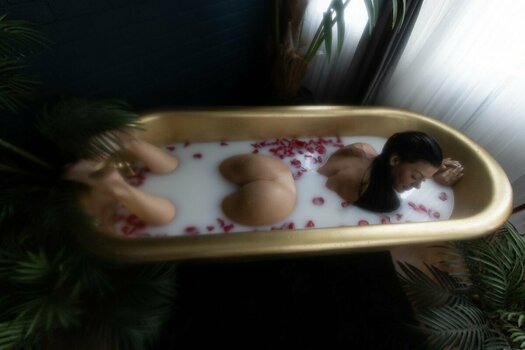 Larissa Mayer / fitgurlm / fitgurlrissa_ / larissamayer Nude Leaks OnlyFans Photo 6