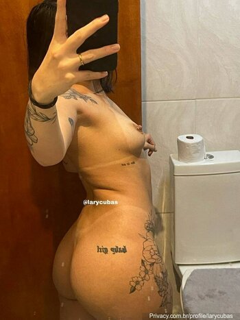Lary Cubas / lary.cuba / larycubas / larycubas_ Nude Leaks OnlyFans Photo 20