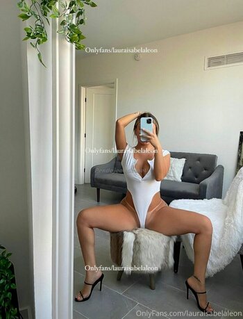 Laura Isabel Leon / https: / lauraisabelaleon Nude Leaks OnlyFans Photo 3